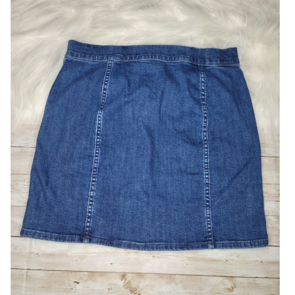 Madewell Stretch Denim Mini Skirt Button-F - Picture 2 of 7